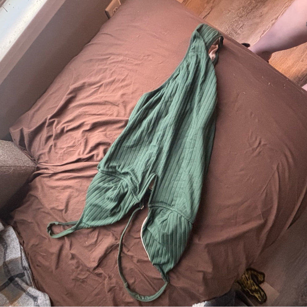 Green Ribbed Sleeveless Top